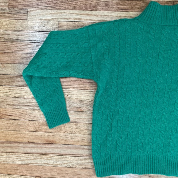 Summit Hill - Green Sweater - Picture 8 of 11